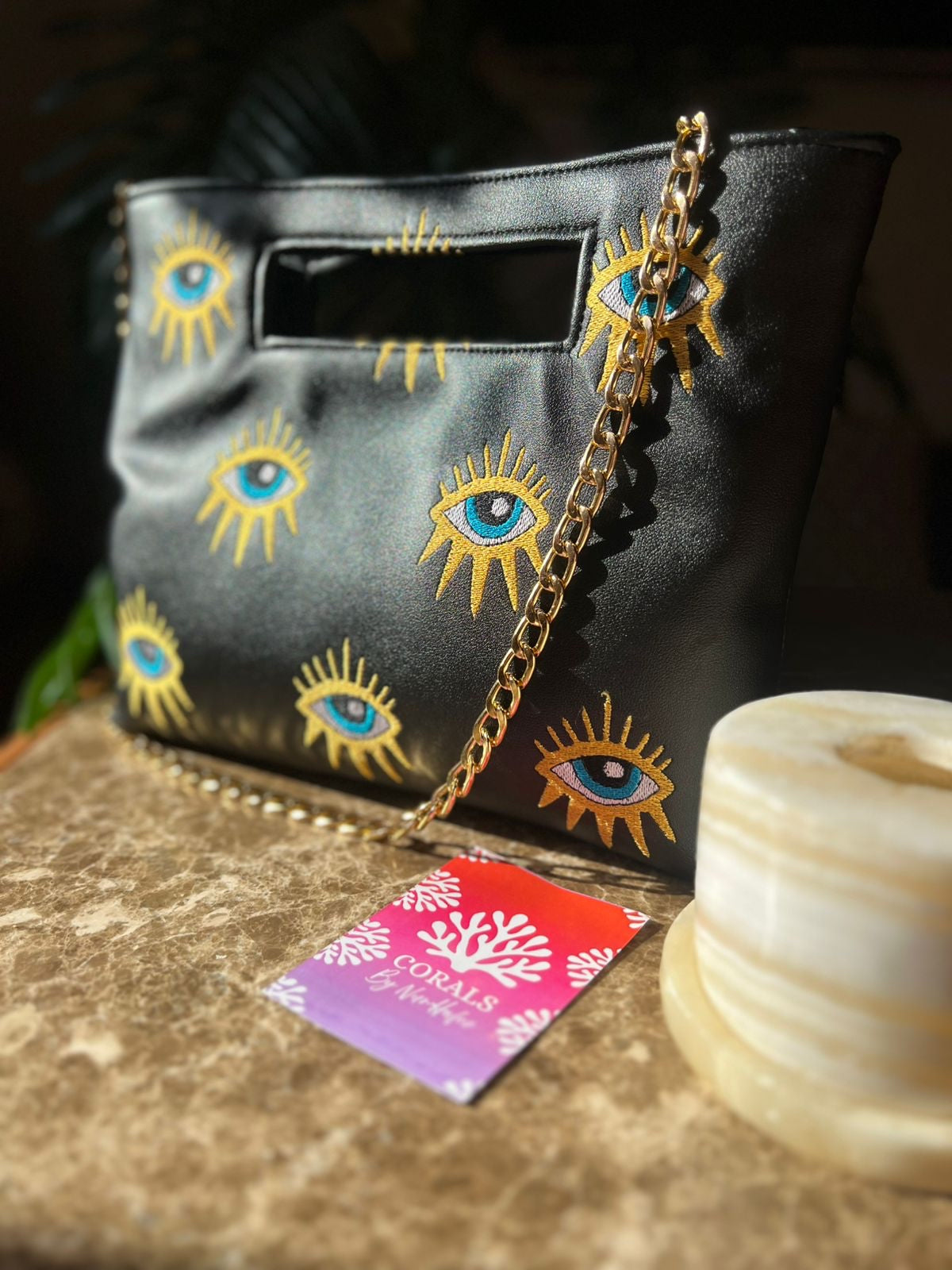Yellow eyes clutch