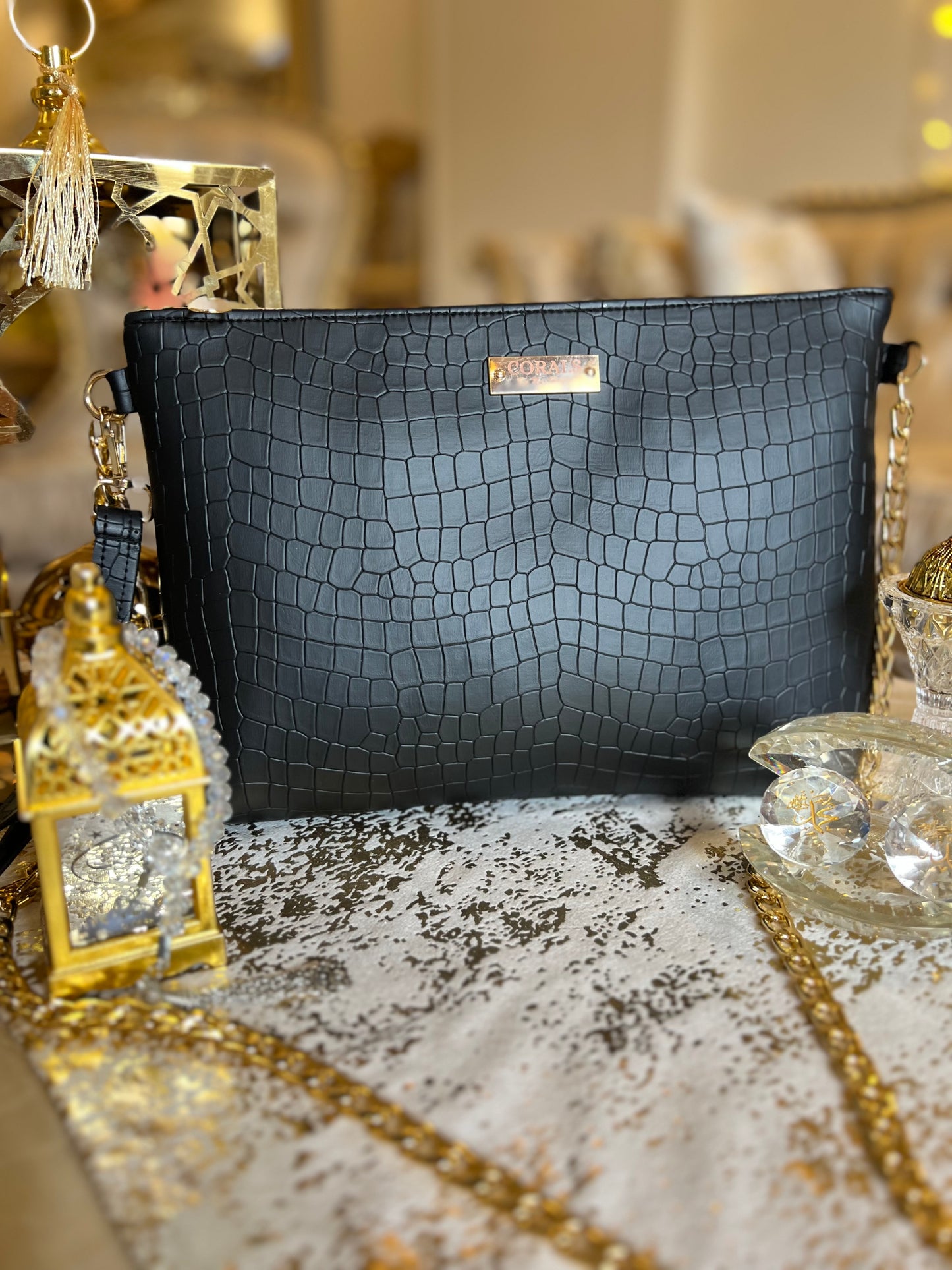 Mat crocova clutch