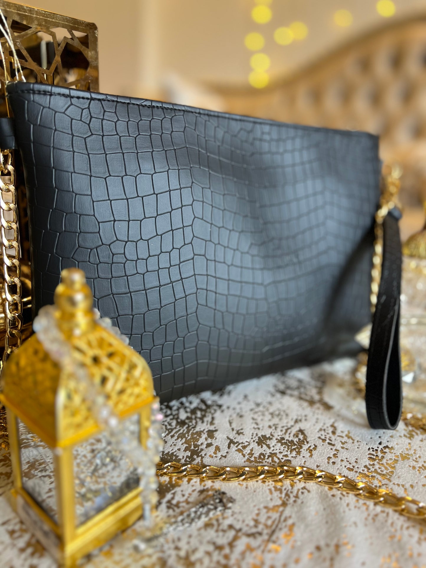 Mat crocova clutch