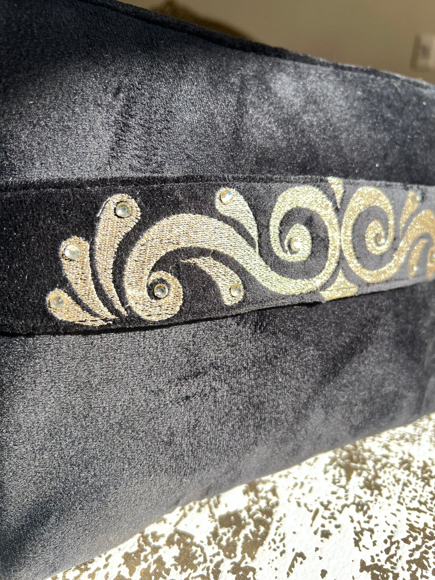 Black swirl velvet