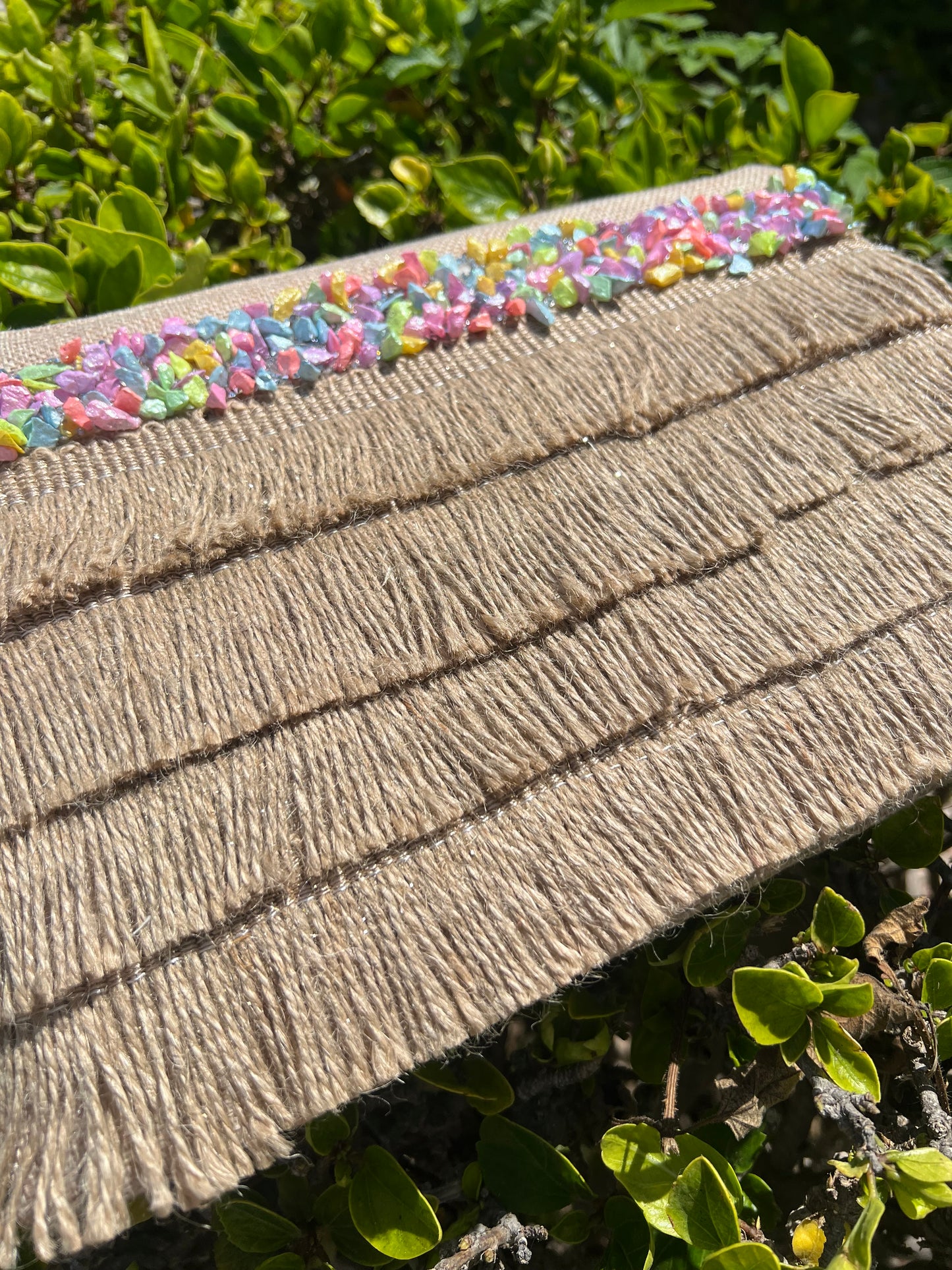 Candy pebbles clutch