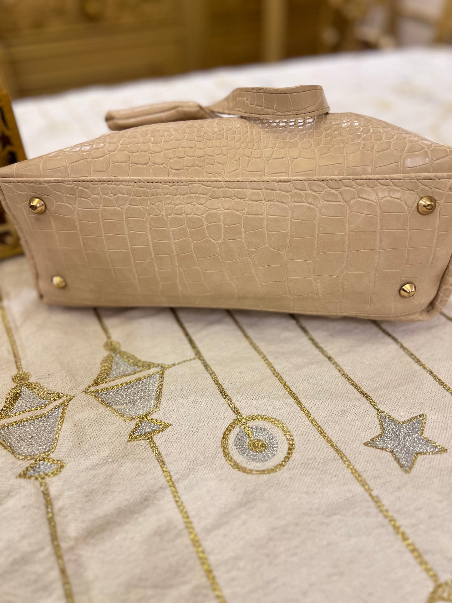 Beige Croc Embossed Tote bag with Detachable Pouch
