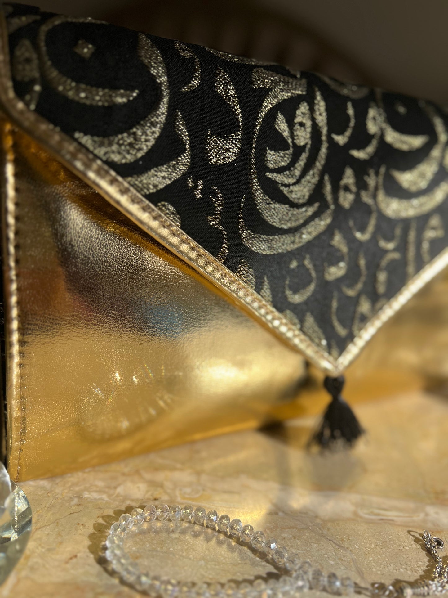 Diwan Midnight Calligraphy