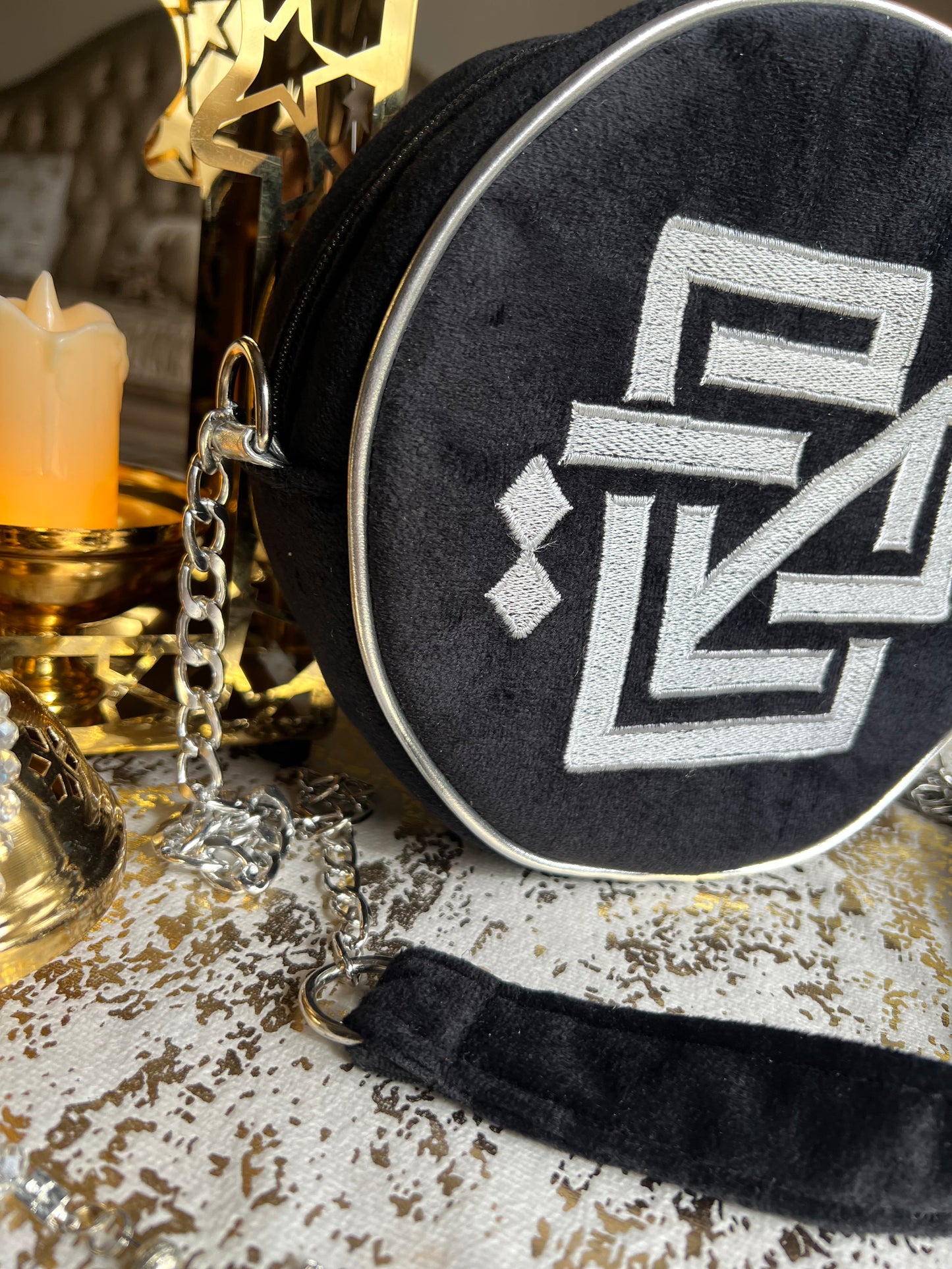 Diwan silver Kofi